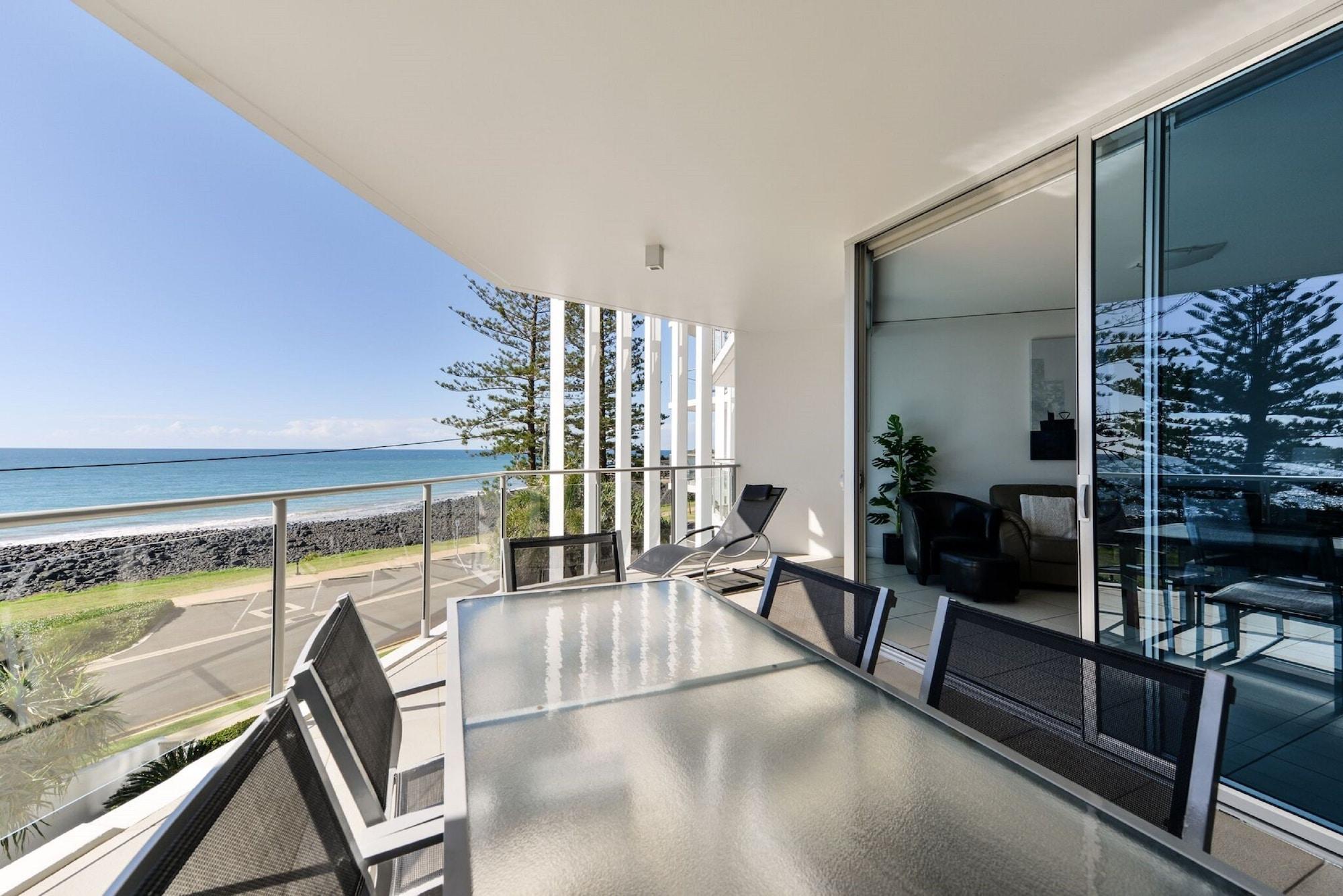 C Bargara Resort Exterior photo