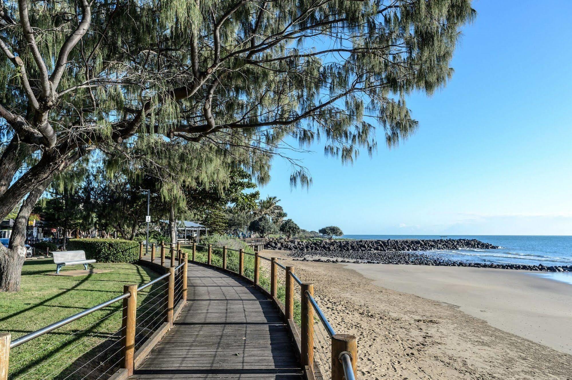 C Bargara Resort Exterior photo